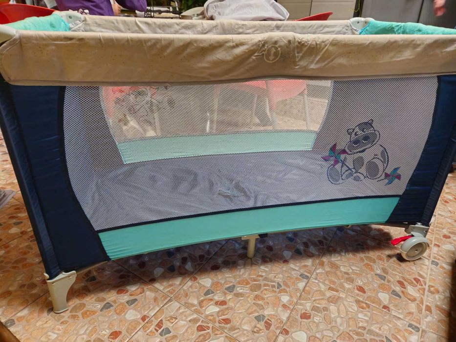 Cama viagem + colchão 25 cm (vendo separado)