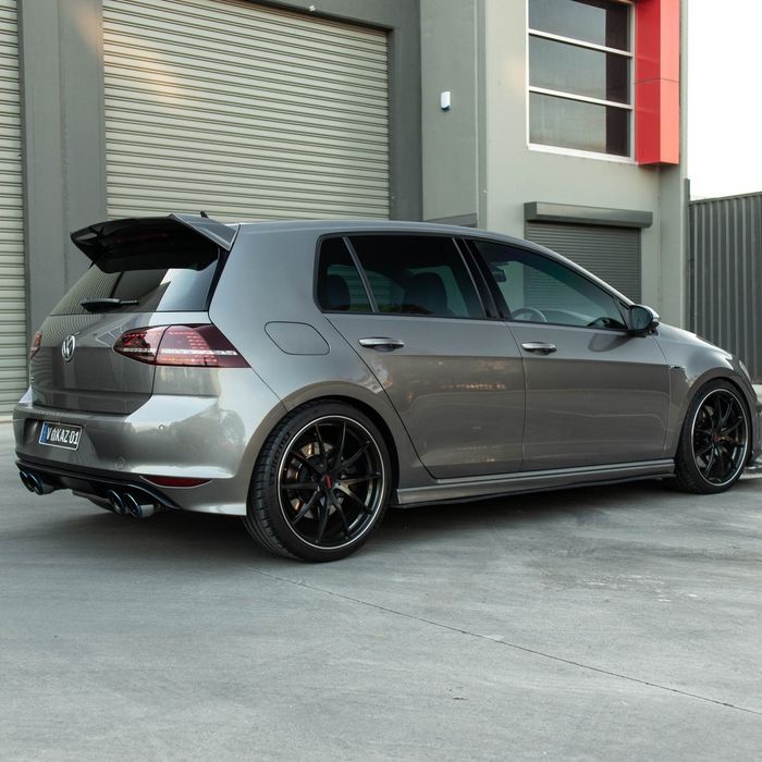 GOLF 7-7,5 GTI R GTD Lotka Spoiler Dokładka Tylna Czarny Połysk