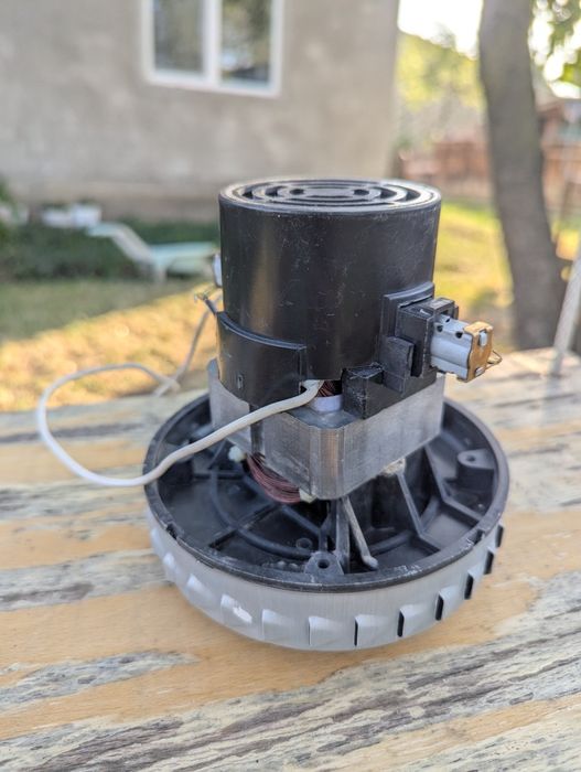 Мотор до будівельного миючого пилососа V2Z-P25