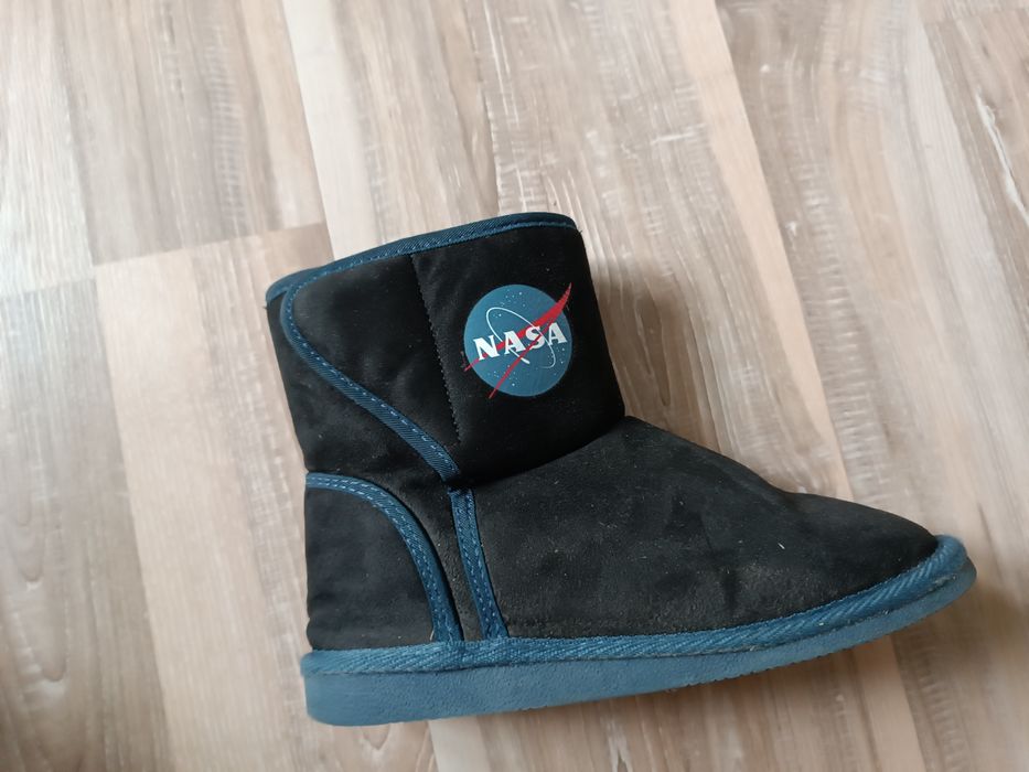 Buty typu emu kozaczki Nasa 35