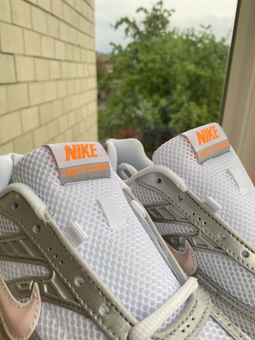 РОЗПРОДАЖ!  Кросівки жіночі Nike Initiator