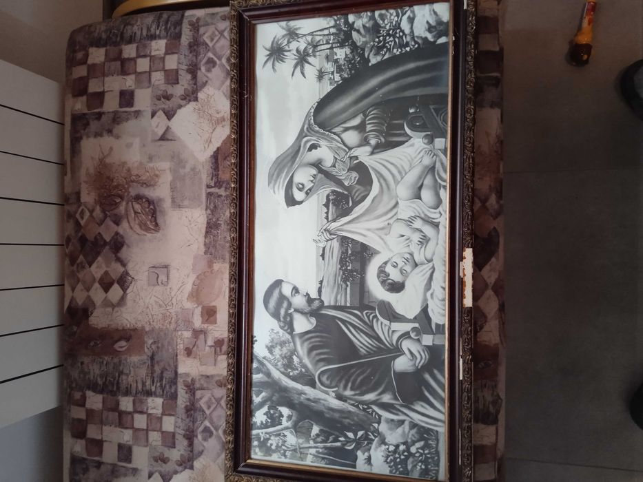 Sprzedam stare obrazy religijne.