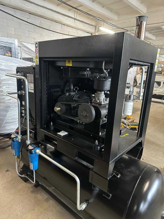 Kompresor Sprężarka śrubowa 5.5kW 400V  500L zbiornik  750L/min
