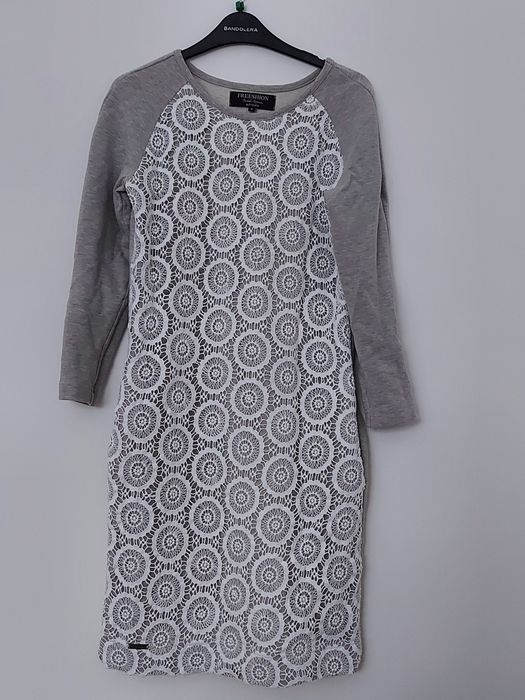 Sukienka damska dresowa z koronką roz. S