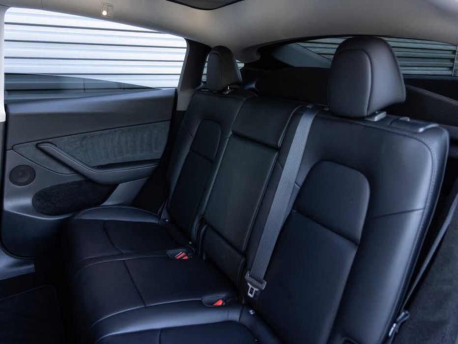 Tesla Model Y Performance      2023