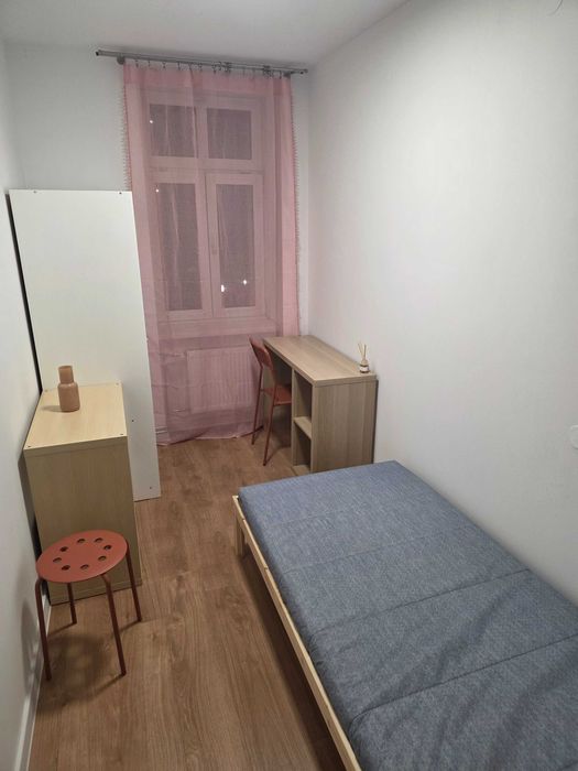 Pokój w mieszkanku na Nadodrzu