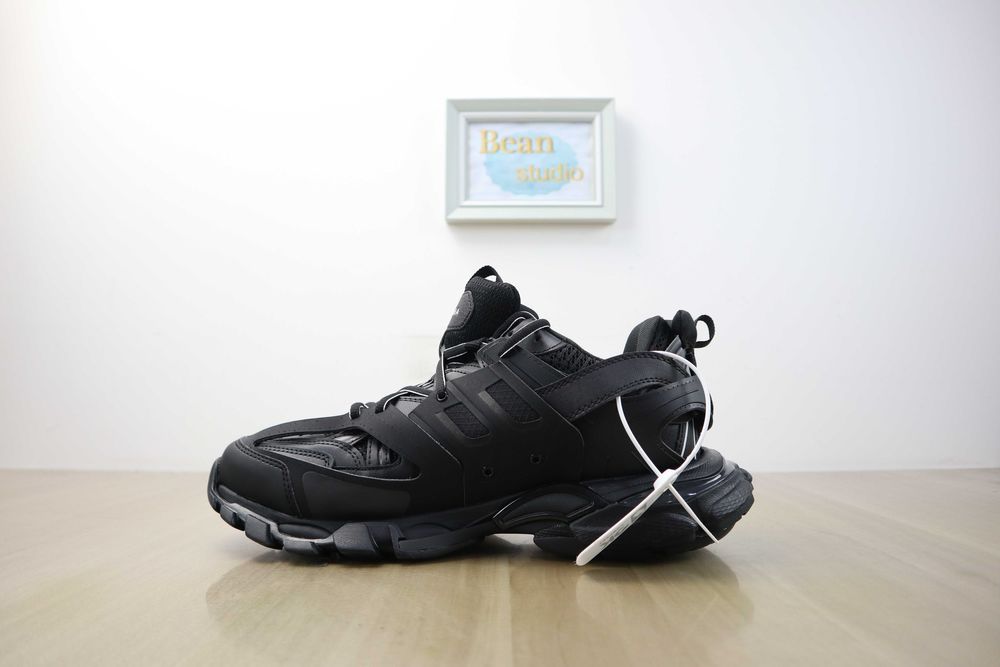 Buty Balenciaga Track 3.0 czarny nowe