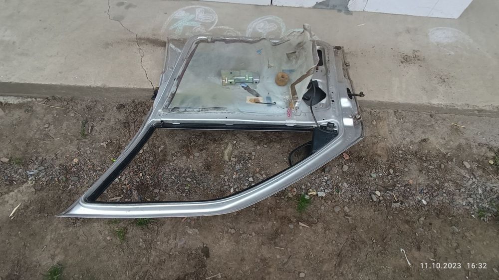 Продам дверки на Чері амулет