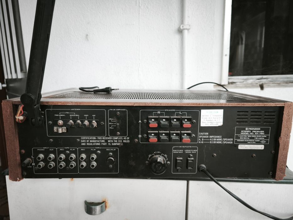 Amplificador com rádio Pioneer