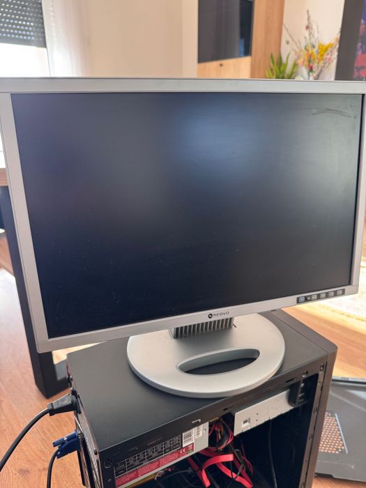 Komputer stacjonarny + monitor / sprawny / bez SSD
