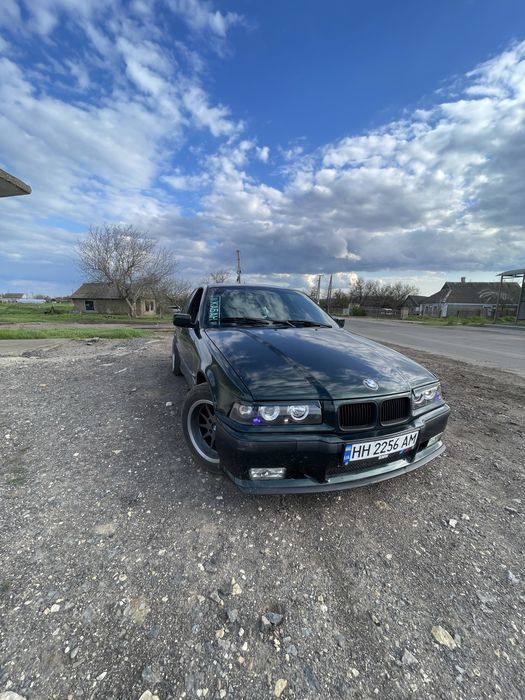 Продам бмв е 36 в гарному стані !!!