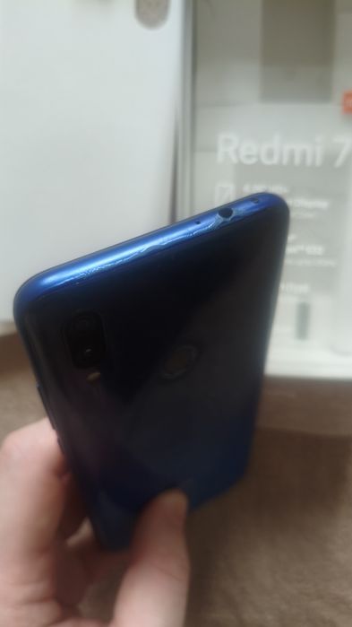 Смартфон Xiaomi Redmi 7