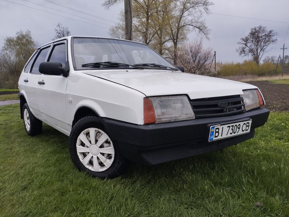 Продам ваз 2109.