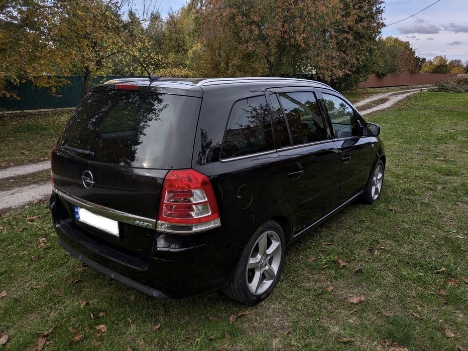 Продам Opel Zafira