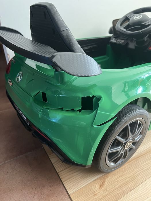 Mercedes Dziecięcy pojazd na akumulator