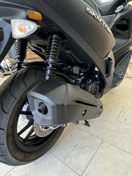 Kymco Skytown 125cc (2025) - Apenas 6.379km (Garantia até 2028)