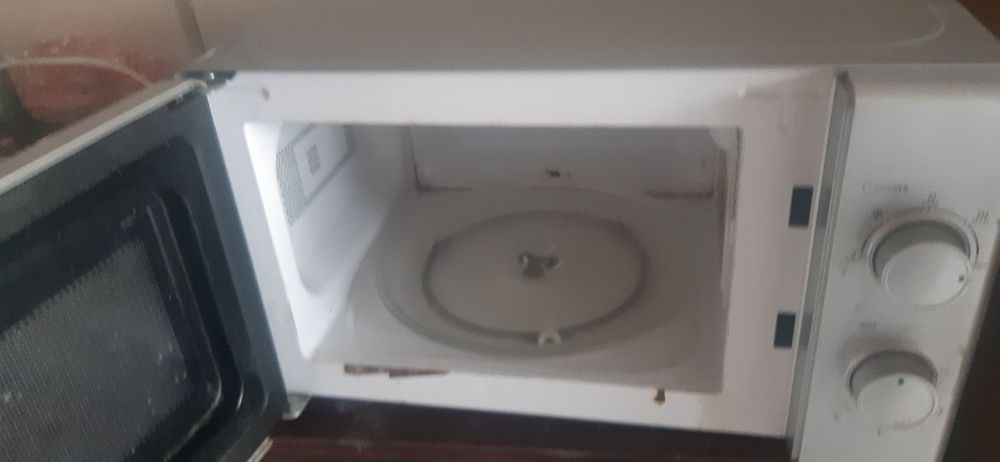 Microndas flama cinzento