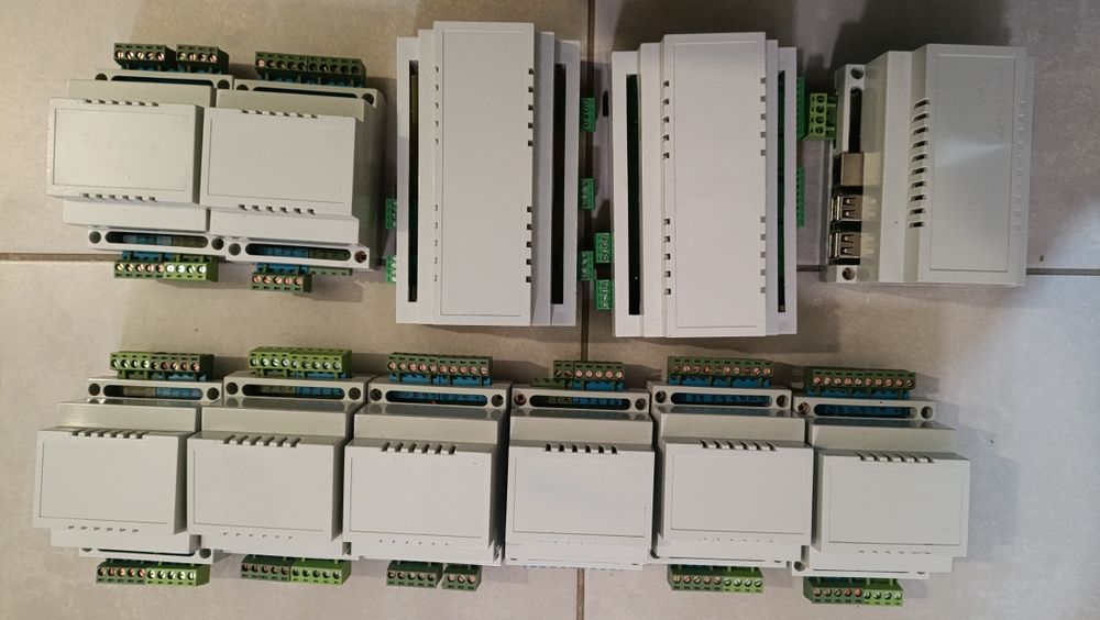 Контроллери різні