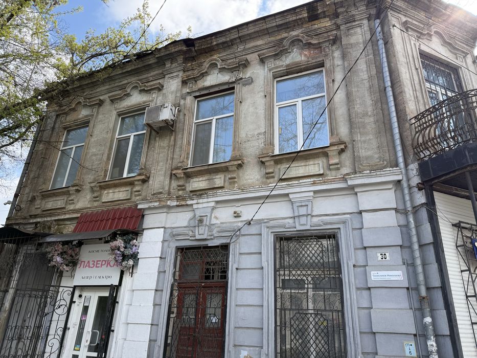 Помещение 96 метров в центре.Декабристов/Макарова.