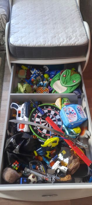 Кровать машина дитяча