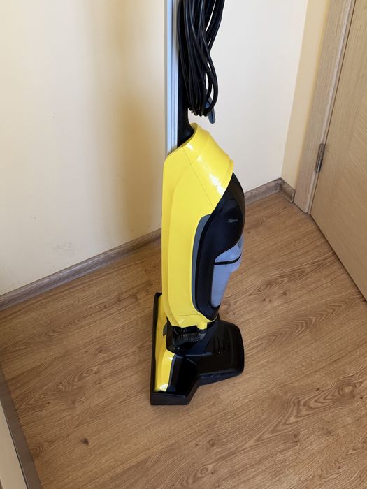 Миючий пилосос електрошвабра Karcher FC 5