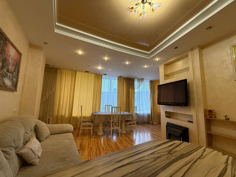 Квартира погодинно, подобово Мост сіті джакузі Генератор