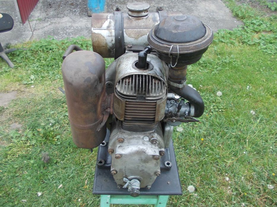 Silnik spalinowy SASCH poj 275cm