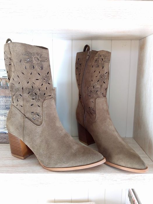Botki damskie  na obcasie brązowe