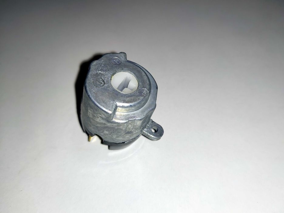 Контактная группа Nissan Micra K11, Primera P10, Sunny N13/Prairie M10