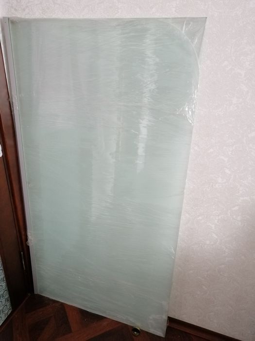 Продам дві стойки, і полки