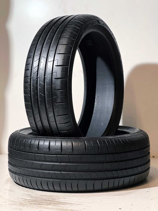 Pneus Pirelli Pzero PZ4 - 205/40/18 - Como NOVOS
