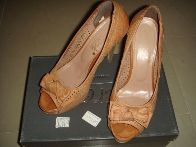 buty szpilki skórzane everest