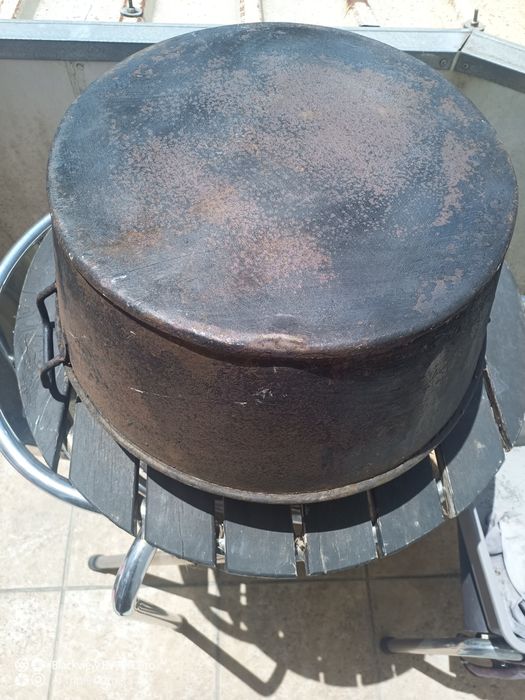 Tacho em chapa de ferro