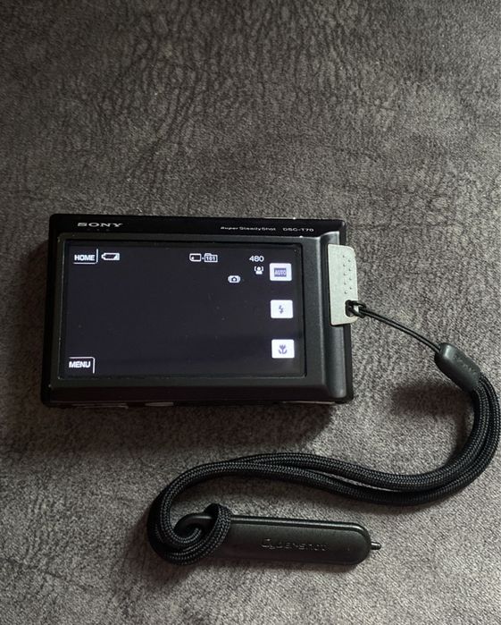 Фотоапарат Sony SuperSteadyShot DSC-T70