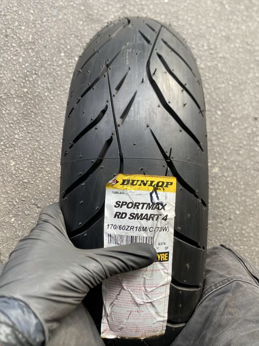 Pneus de Mota 170/60/18 Dunlop RoadSmart IV (NOVO)