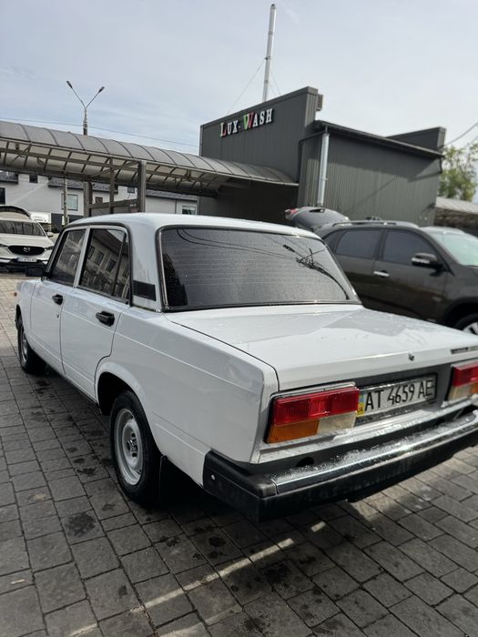 Автомобіль Жигулі ВАЗ/Lada 2107