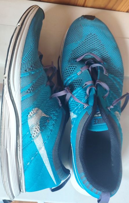 Продам чоловічі кросівки Nike Flyknit Trainer+.