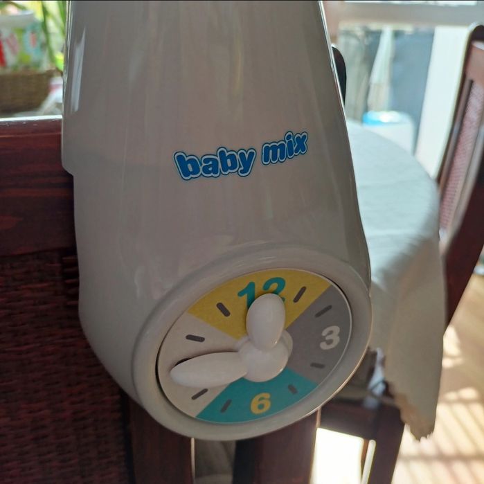 Sprzedam karuzelkę do łóżeczka