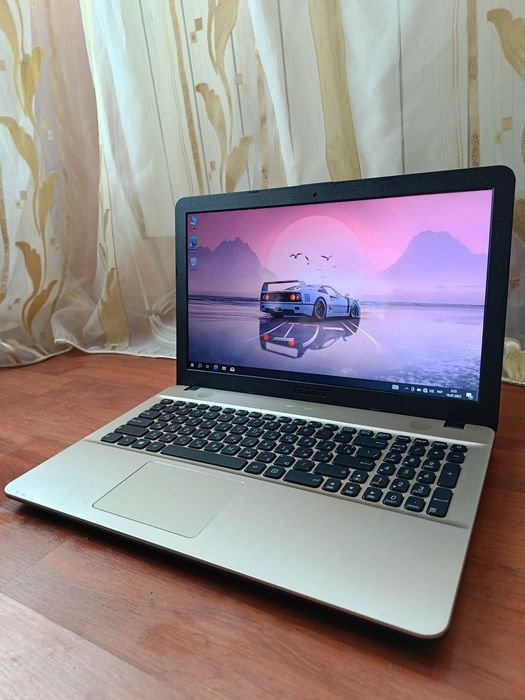 Сучасний Asus VivoBook Max2023 стан нового