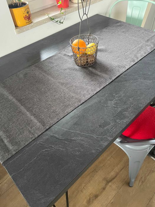 stół do kuchni , jadalni na metalowych nogach