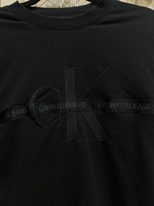 Футболка Calvin Klein чорна