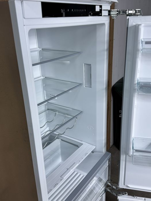 Холодильник  KD 7724 E Active з морозильною камерою