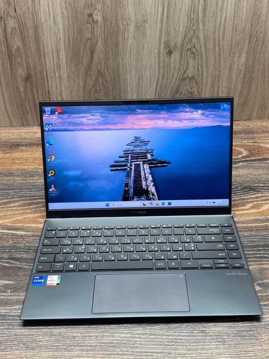 Ноутбук ASUS ZenBook 14 UX425E i7-1165G7 / 16GB / 512GB SSD / Intel Iris Xe / 14 FHD IPS