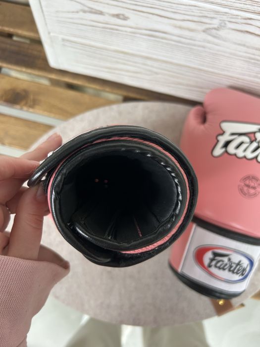 Боксерські рукавички Fairtex