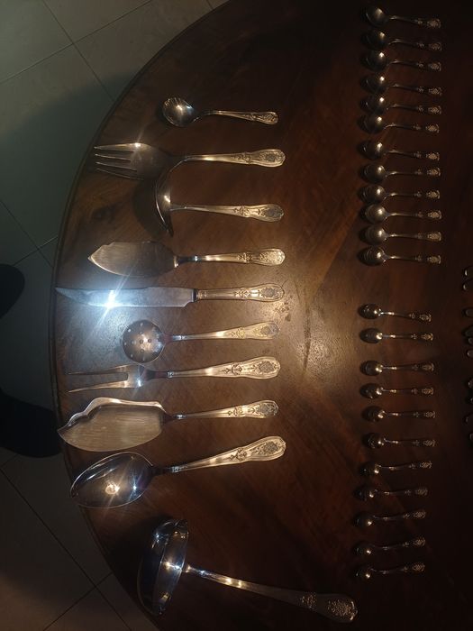 Faqueiro classico e antigo