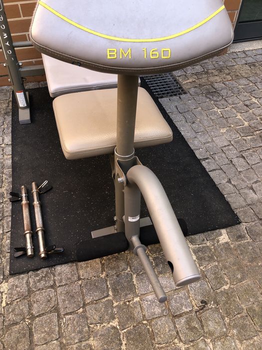 Banco usado de Musculação/Ginásio, Barra longa e 2 Barras de halteres