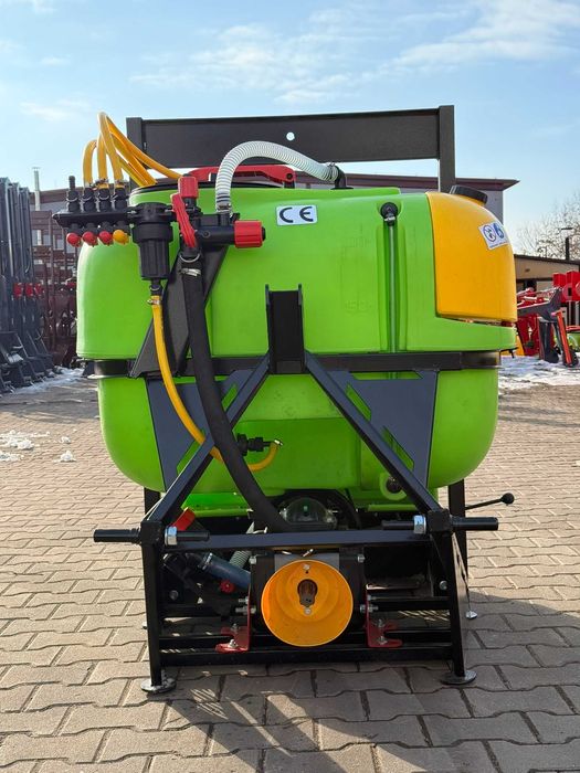 Zawieszany sadowniczy opryskiwacz RAPID