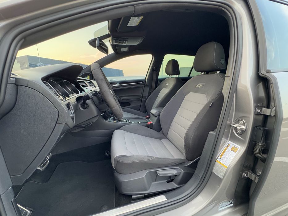 Volkswagen Golf R 2015