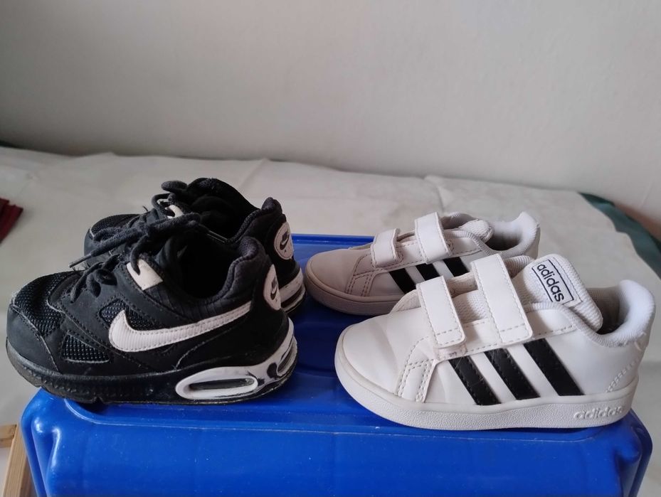 SUPER CENA Klapki dla dzieci marki Sport basenowe rozmiar 27 na plażę