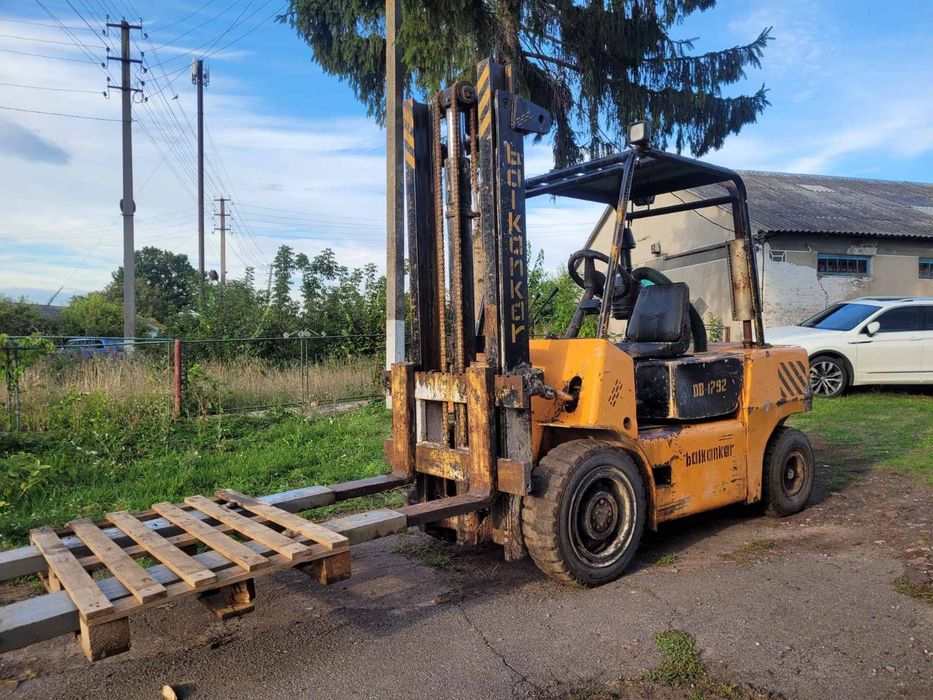 Продам кара погрузчик Балканкар